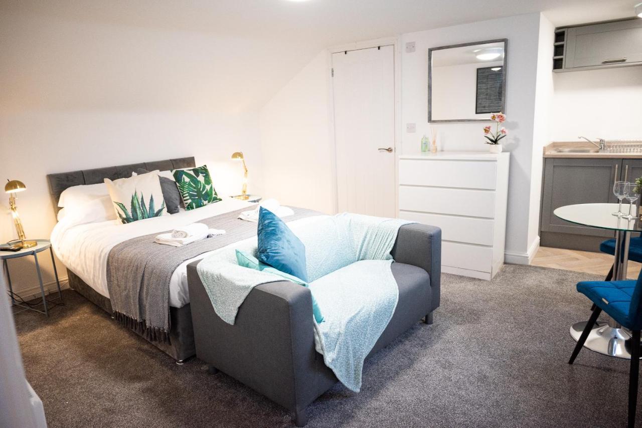 Elmo River Studios - 6 En-Suites In Wallasey - Easy Parking - Short And Long Stays Welcome Kültér fotó